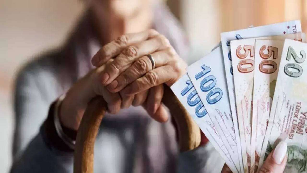 SSK ve Bağ-Kurluya koşulsuz ödeme müjdesi: Emeklilerin hesabına 16 Ekim'e kadara 15 bin TL yatırılacak! 2